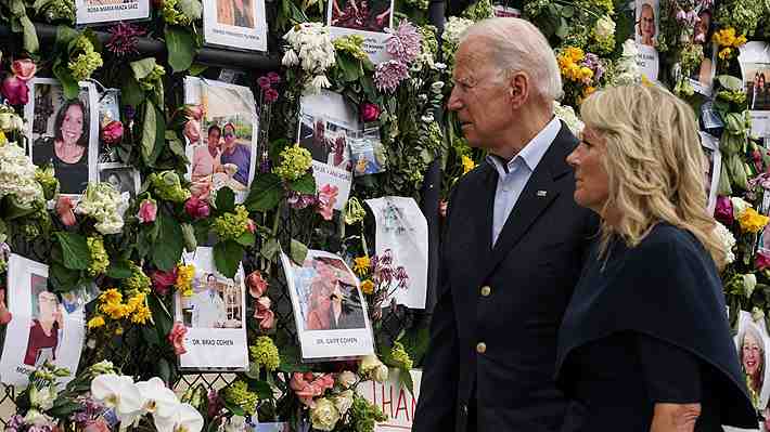 Joe Biden visita Miami y promete estar en contacto permanente con familiares de víctimas del derrumbe