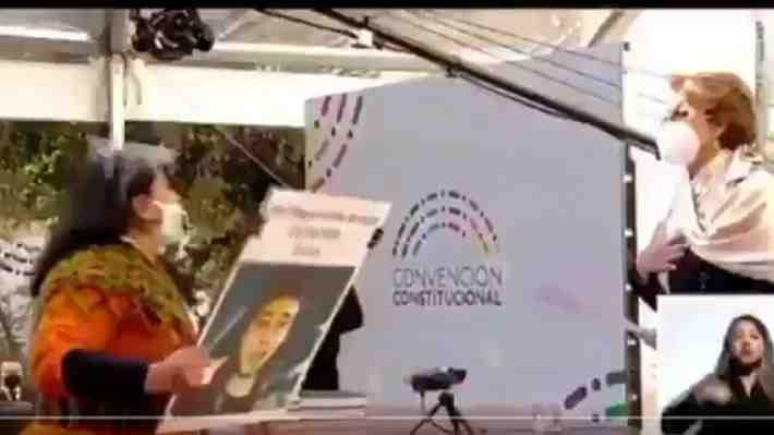 Incidentes dentro y fuera del ex Congreso obligan a interrumpir instalación de Convención