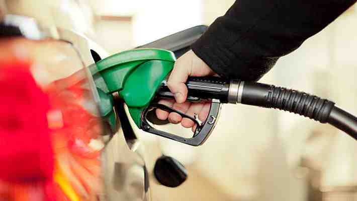 Comisión de Hacienda de la Cámara aprueba en general proyecto que rebaja en 50% el impuesto específico a los combustibles