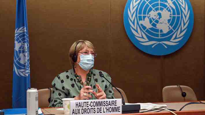 Bachelet pide liberación de presos en Cuba tras cinco días de protestas: "Insto al Gobierno a que respete los derechos de todas las personas"