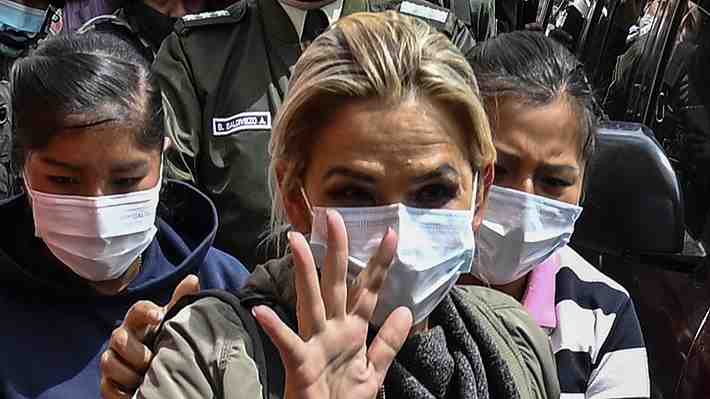 Ex Presidenta de Bolivia Jeanine Áñez pide audiencia con Michelle Bachelet para demostrar su inocencia