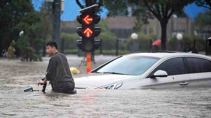 Nuevo balance triplica el número de víctimas por inundaciones en China: Ya van 302 muertos
