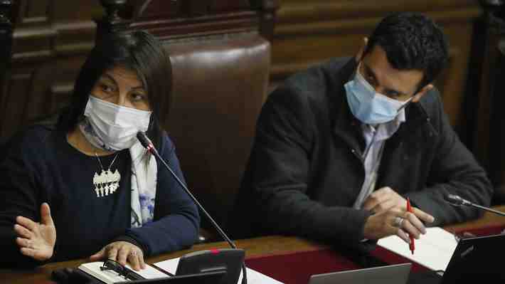 Loncon y Bassa expresan molestia ante críticas por gastos en la Convención y recalcan que Segpres "no puso criterio de austeridad"