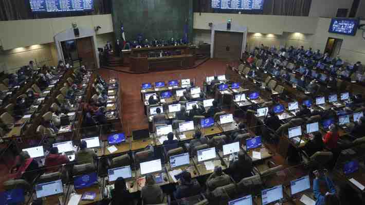 "Ya no es necesario", "no frena la tramitación" y "en reflexión": Diputados analizan el cuarto retiro tras extensión del IFE