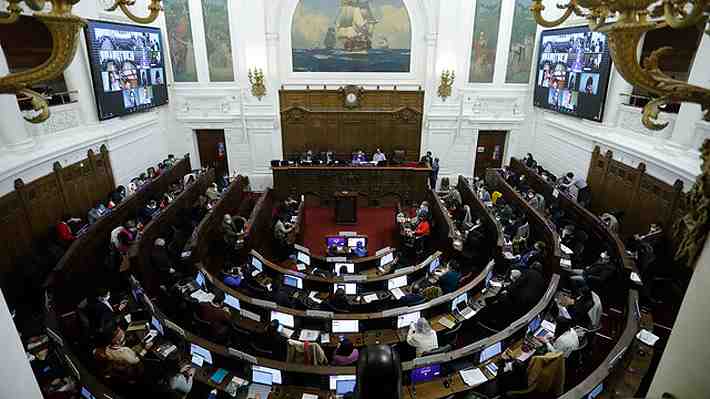 Convención: Comisión de Reglamento vota últimas indicaciones y Participación posterga para este viernes plebiscitos dirimentes