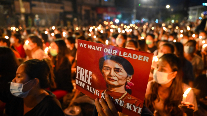 Myanmar liberará a más de 5.000 manifestantes encarcelados desde el golpe de Estado | Emol.com