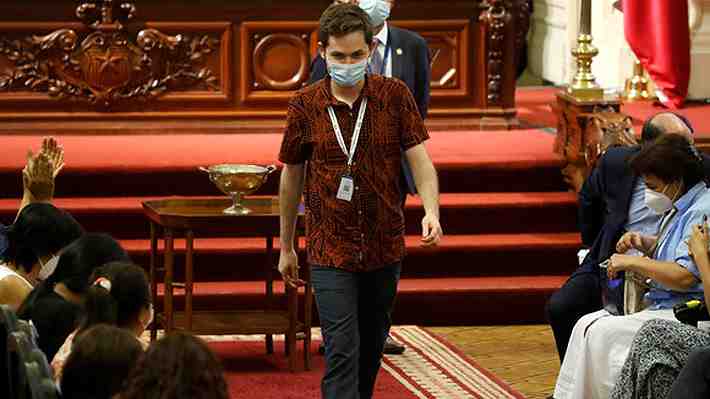 Gaspar Domínguez (INN) se impone por amplia mayoría y es electo como nuevo vicepresidente de la Convención