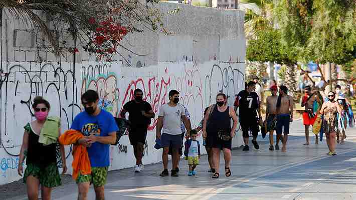 Informe epidemiológico: Casos activos suben con fuerza y superan los 50 mil por primera vez desde junio