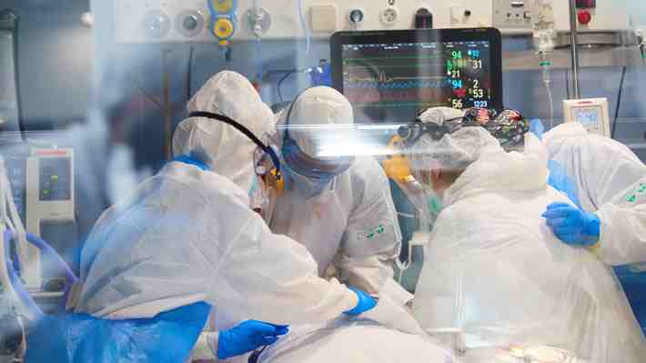 Minsal reporta otro récord en la pandemia: 12.500 casos en un día y una positividad de 11,6%