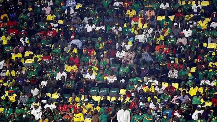 Tragedia en la Copa Africana de Naciones: Una avalancha humana provocó varios muertos en el partido de Camerún