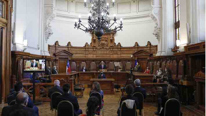 Exministros de la Suprema respaldan pronunciamiento del máximo tribunal sobre normas aprobadas por la Convención