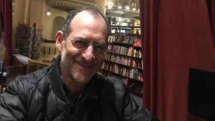 Galo Eidelstein (PC): El ex vicerrector de la Universidad Arcis que asumirá en la subsecretaría de Fuerzas Armadas