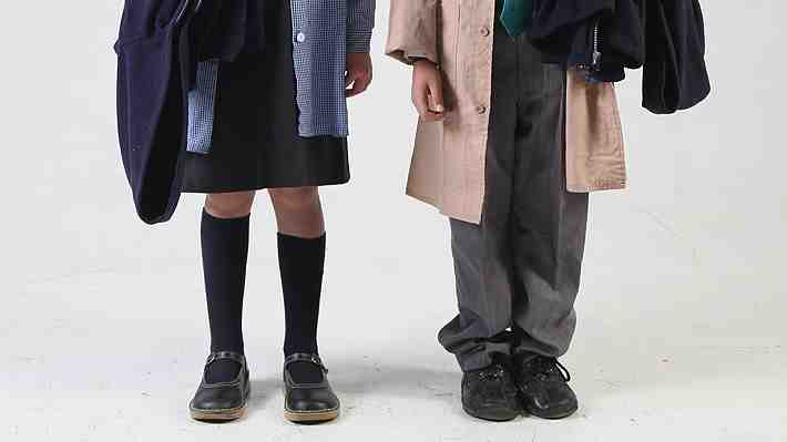 Mineduc por uniforme escolar: "Dado el contexto de pandemia, hacemos un llamado a los establecimientos a flexibilizar"
