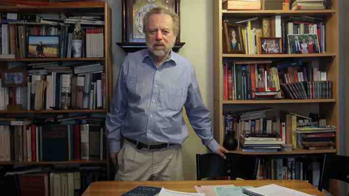 Joaquín Fermandois: "Este es el triunfo póstumo de Mussolini, el Estado corporativo"