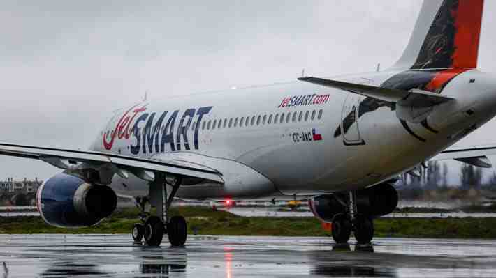 Avión que se trasladaba a Calama debió aterrizar de emergencia en Concepción tras sufrir problema técnico