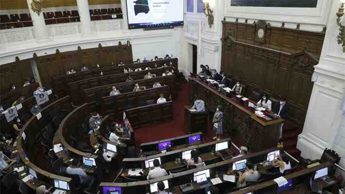 El debate por las asambleas regionales en el pleno de la Convención y las críticas cruzadas entre los colectivos de izquierda