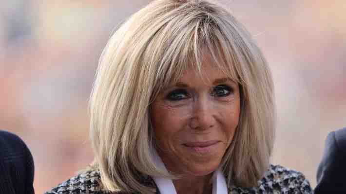 Brigitte Macron, Primera Dama de Francia, denuncia a dos mujeres por difundir rumores sobre su identidad sexual