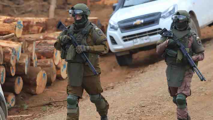 Dos trabajadores son encontrados muertos al interior de una camioneta en predio forestal de Carahue