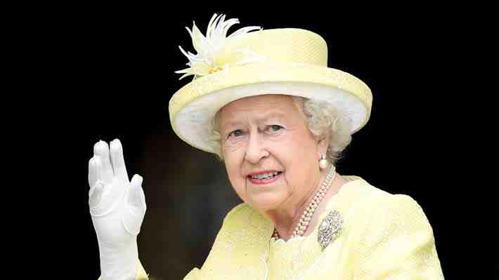 Isabel II cancela sus actividades virtuales tras experimentar síntomas leves de covid-19 a tres días de dar positivo