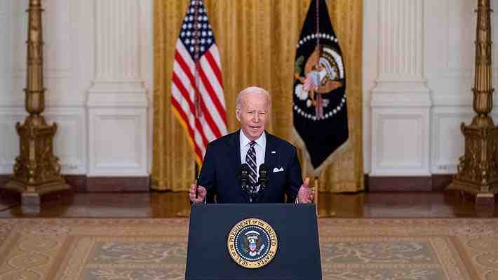 Biden endurece sanciones contra Rusia y asegura que "Putin va a pagar su intención de imponer su imperio a cualquier precio"