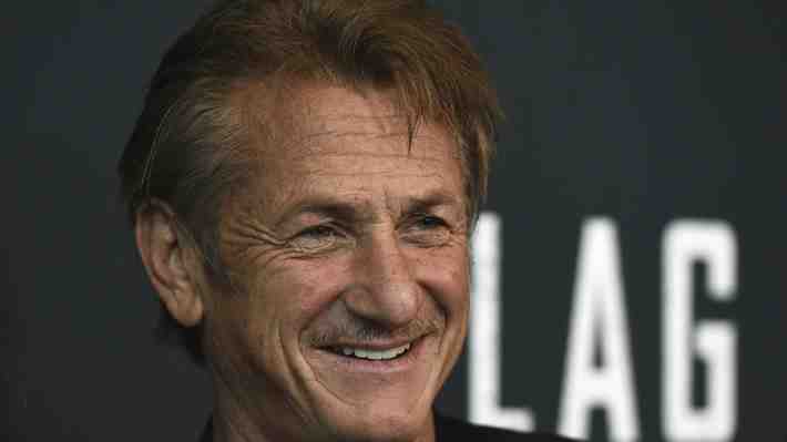 Sean Penn está en Ucrania para grabar un documental sobre la invasión rusa