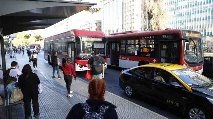 Pese a aumento de hoy, movilidad sigue menor a un año normal y a fin de marzo sería "equivalente" a niveles prepandemia