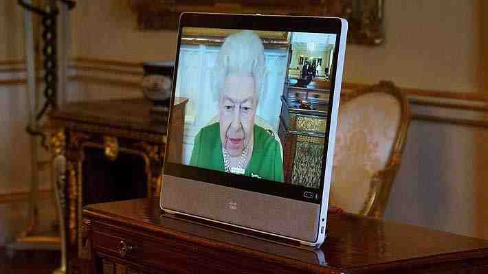 Isabel II retoma sus actividades tras contraer covid-19: Mantuvo dos audiencias telemáticas
