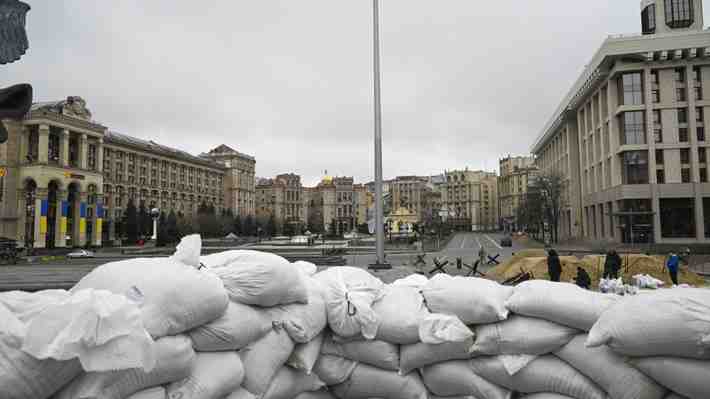 Invasión rusa a Ucrania encamina a las materias primas a anotar su mayor ganancia semanal desde 1960