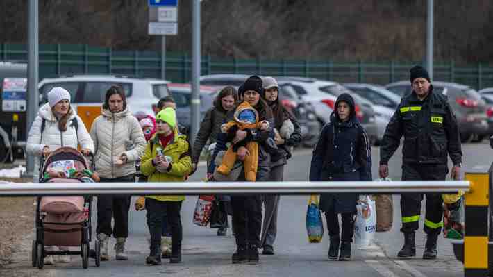 ONU advierte que Ucrania sufre la crisis de refugiados "más acelerada en Europa desde Segunda Guerra Mundial"