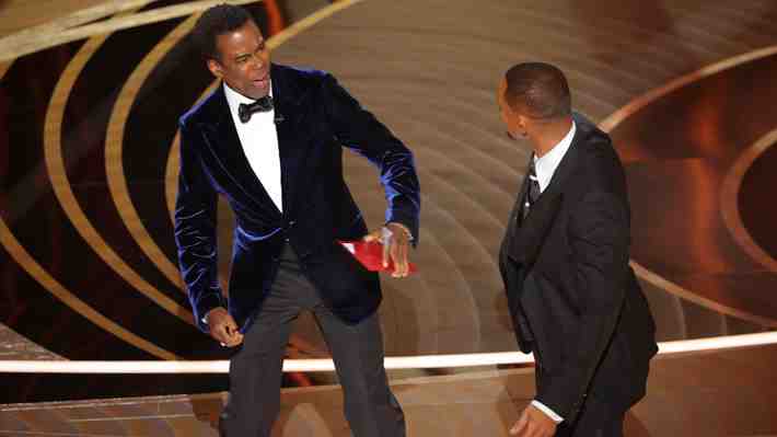 Academia de Hollywood condena golpe de Will Smith en los Oscar y anuncia "revisión formal" del incidente