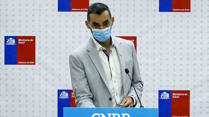 Minsal dice que uso de mascarilla sigue siendo obligatorio en Chile Chico: "Es una potestad absolutamente de la autoridad sanitaria"