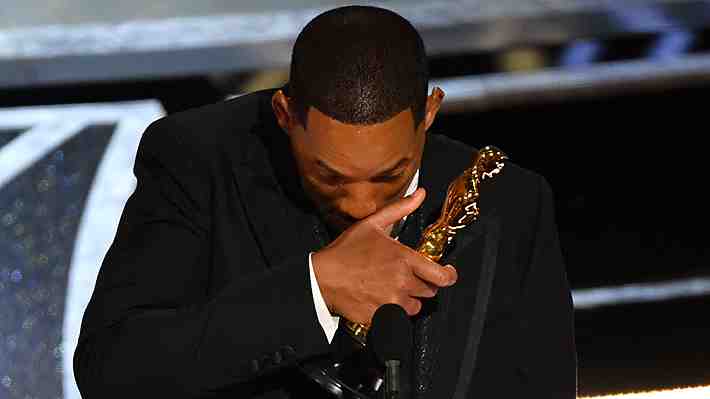 Will Smith renuncia a la Academia tras agresión a Chris Rock durante los Oscar