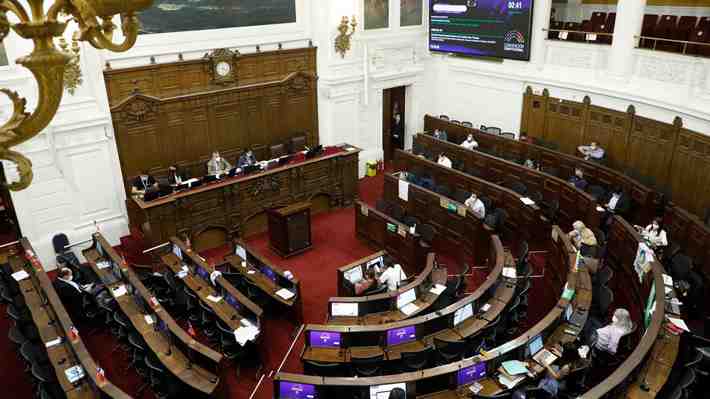 Rechazo lidera por primera vez: Análisis a las tres encuestas que muestran la tendencia y su desempeño en el balotaje