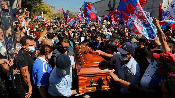 Mira las imágenes de la multitudinaria despedida del fallecido Leonel Sánchez
