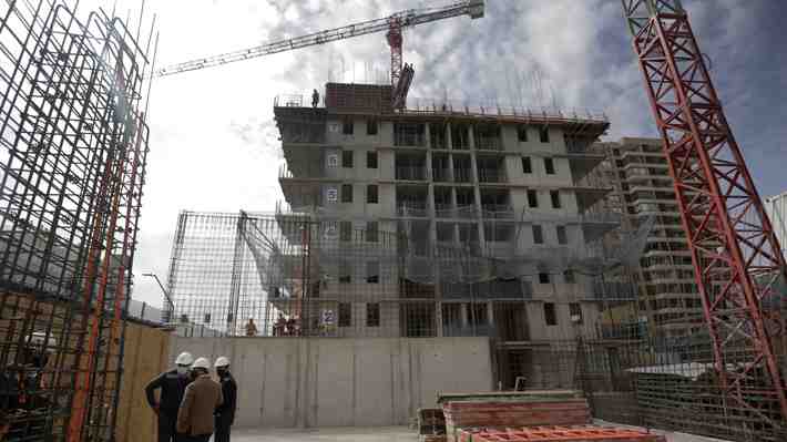 CChC calcula 15 mil  viviendas sociales en riesgo por escalada de precios de materiales y pide que contratos se adecúen