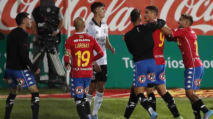 Unión dio vuelta un partidazo ante un alternativo Colo Colo y lo alcanzó en la cima del Torneo: Mira los goles y el tanto anulado al "Cacique"