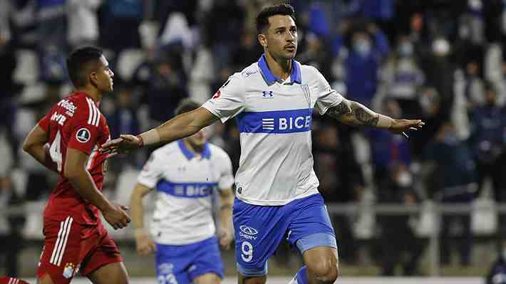 Con un discutible penal cerca del final, la UC venció a Sporting Cristal y consiguió su primera victoria en la Libertadores