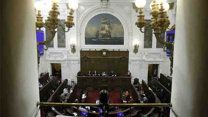 "Cámara de las Regiones" llega al borrador de nueva Constitución y reemplazaría al Senado