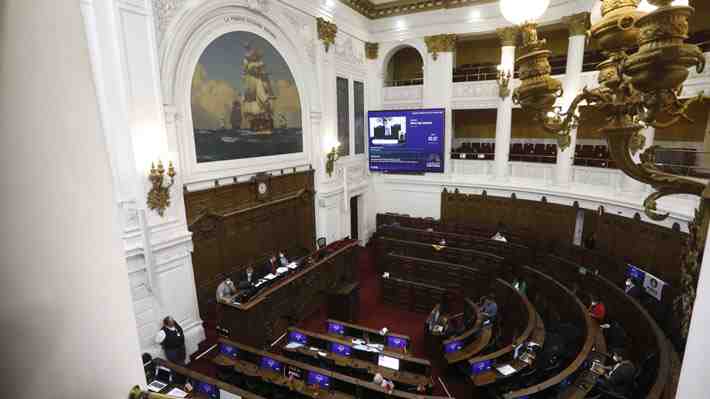 Expertos de la UC alertan sobre falencias en materia de expropiación y propiedad indígena en debate constitucional