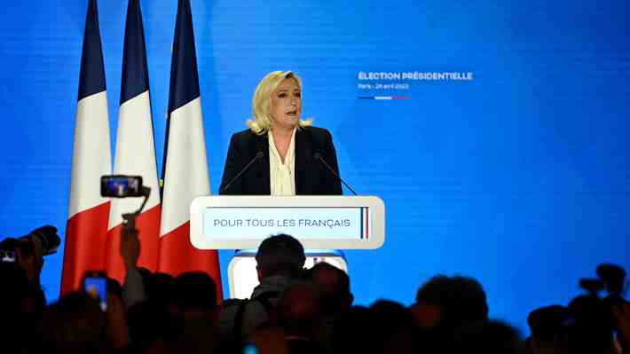 Balotaje en Francia: Le Pen admite su derrota frente a Macron, pero asegura que su resultado es "una victoria en sí mismo"
