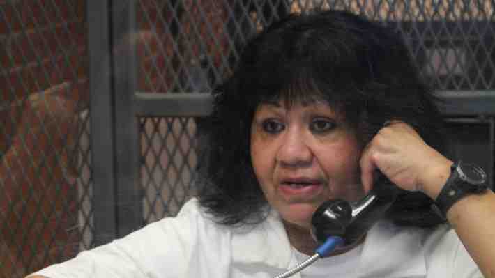 Faltando dos días para concretarse la pena, tribunal frena la ejecución de mujer condenada a muerte en EE.UU.