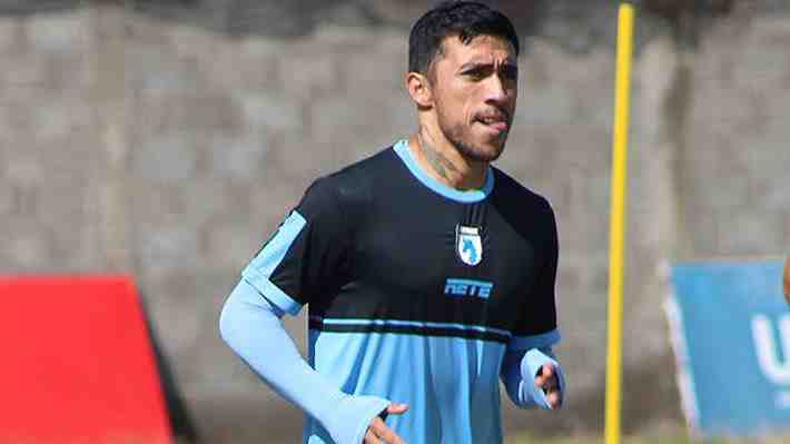 Edson Puch anuncia repentinamente el fin de su carrera futbolística... Acusa haber sido agredido en Iquique