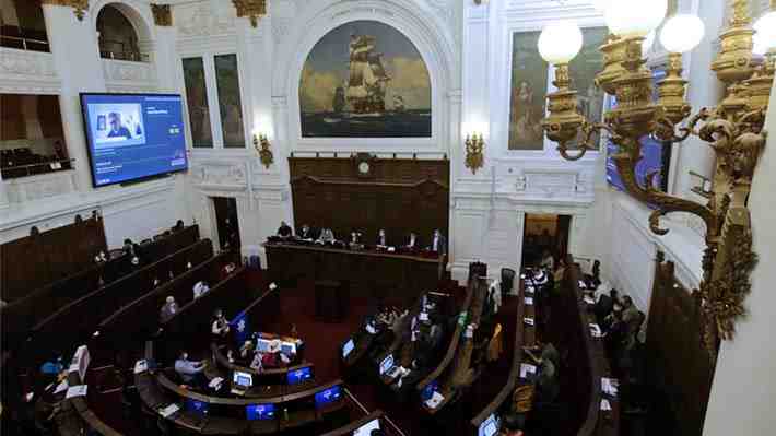 Convención reforma su reglamento para definir que domingos no serán inhábiles en última semana de trabajo de normas