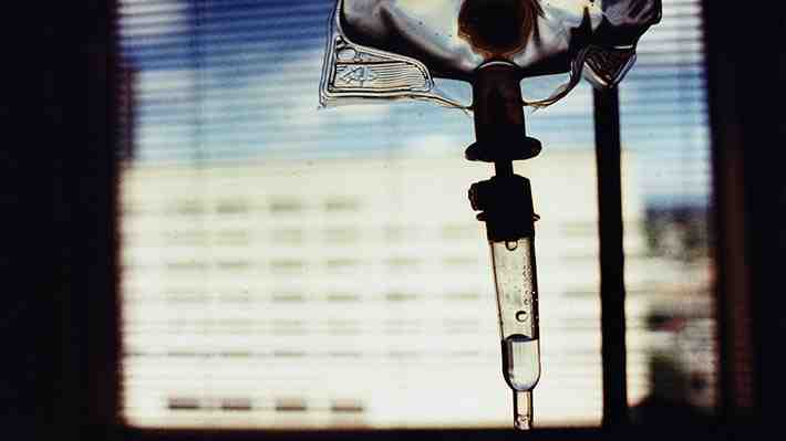 Colombia se convierte en el primer país latinoamericano en permitir el suicidio médicamente asistido