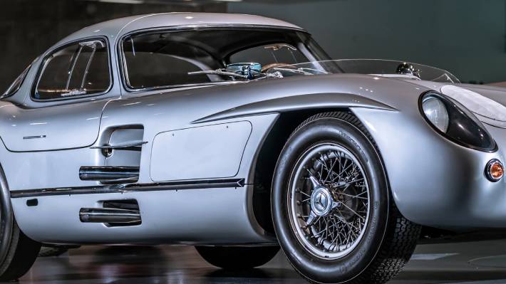 Un Mercedes-Benz desbanca a Ferrari y se transforma en el auto más costoso  del mundo | Emol.com