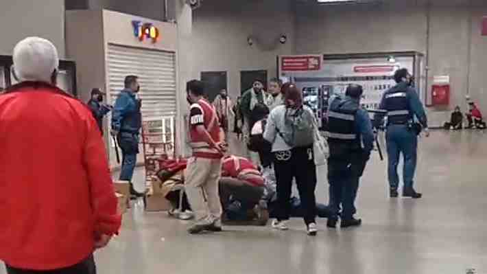 Metro reporta agresión a ocho trabajadores tras procedimiento para fiscalizar comerciantes ambulantes en Ñuñoa