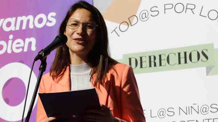 Hassler condena hechos en cercanías del Instituto Nacional: "Nada tienen que ver con las legítimas demandas estudiantiles"