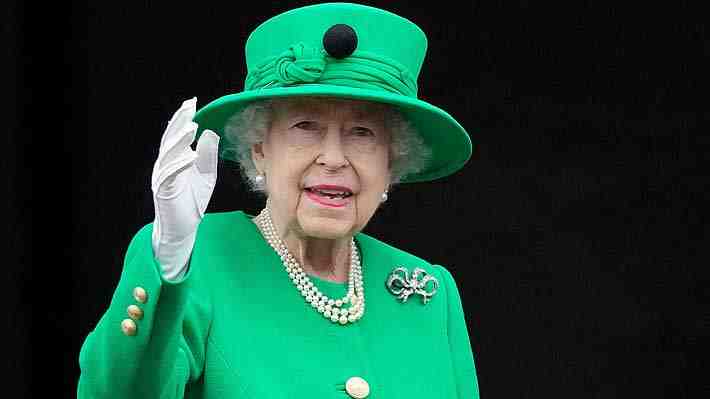 Isabel II agradece los festejos por su Jubileo de Platino y asegura que seguirá sirviendo al país "lo mejor que pueda"