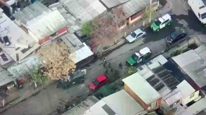 Ocho en la RM y una en regiones: Las nueve comunas que bajaron el registro de delitos tras aumento de dotación policial