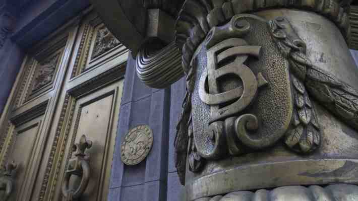 "Podemos pausar": Destacados economistas piden cautela al Banco Central por nuevas alzas de tasa ante riesgo de recesión